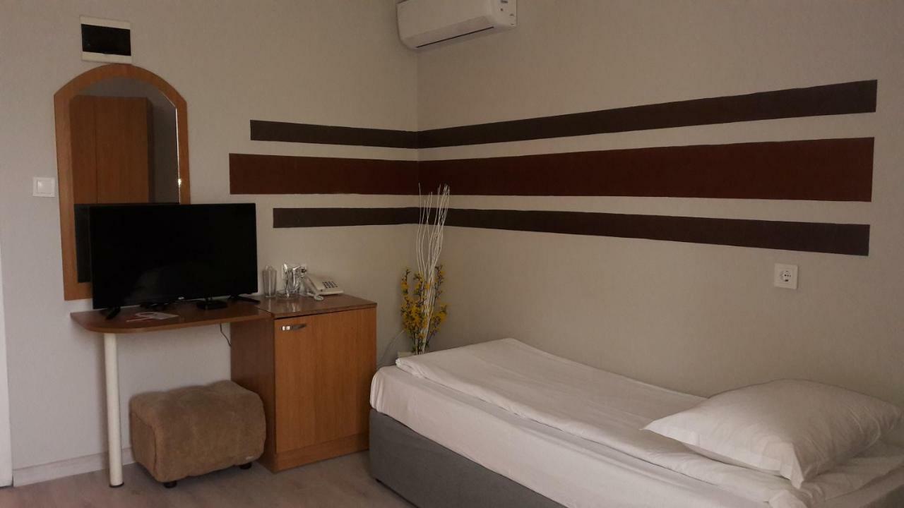 Rio Family Hotel Blagoevgrad Eksteriør billede